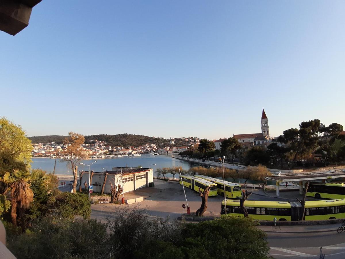 Apartman Petrovic City Center Trogir Zewnętrze zdjęcie