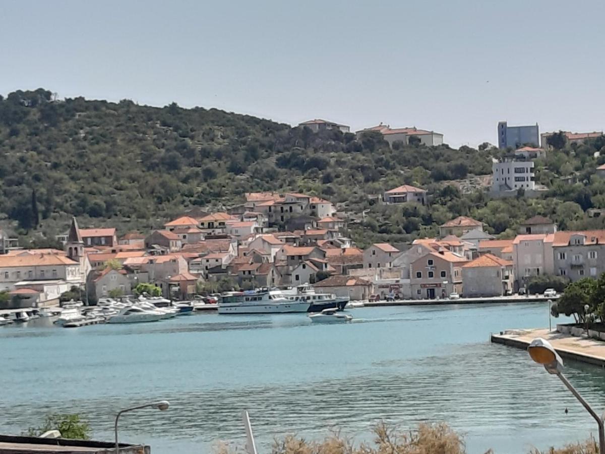 Apartman Petrovic City Center Trogir Zewnętrze zdjęcie