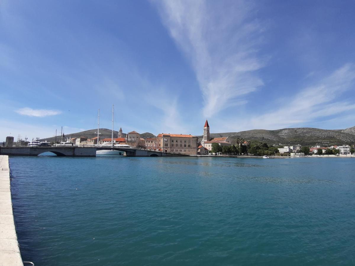 Apartman Petrovic City Center Trogir Zewnętrze zdjęcie