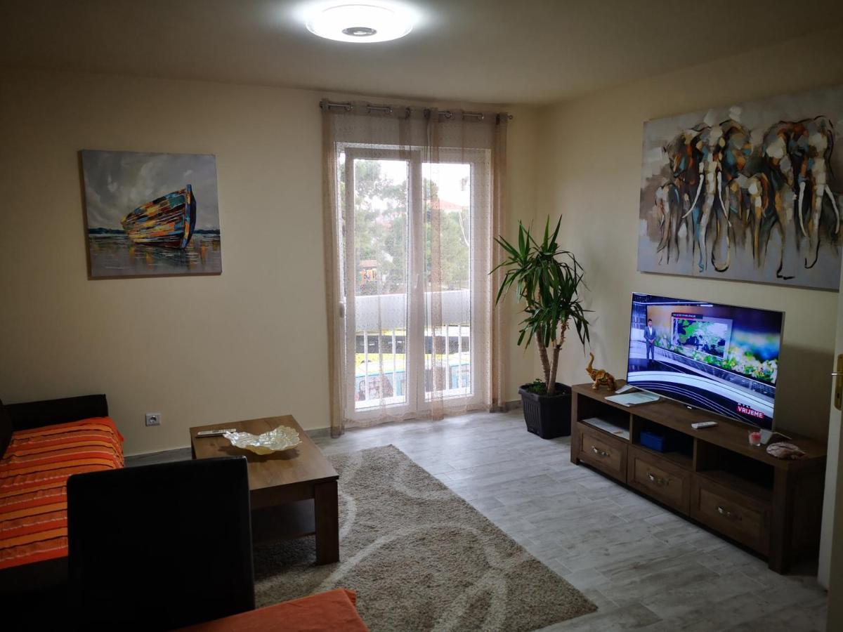 Apartman Petrovic City Center Trogir Zewnętrze zdjęcie