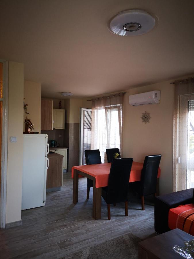 Apartman Petrovic City Center Trogir Zewnętrze zdjęcie