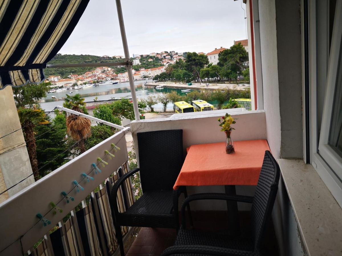 Apartman Petrovic City Center Trogir Zewnętrze zdjęcie