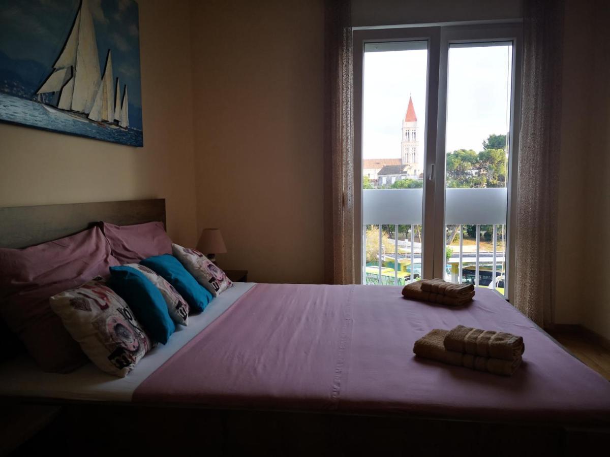 Apartman Petrovic City Center Trogir Zewnętrze zdjęcie