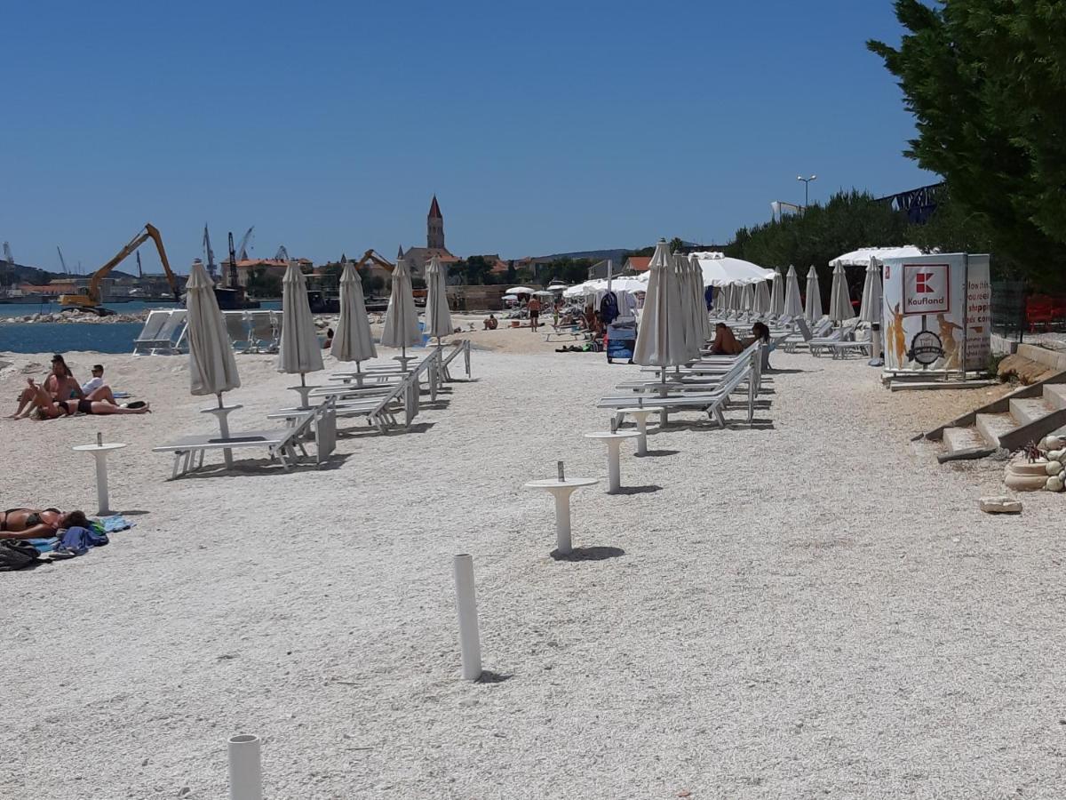Apartman Petrovic City Center Trogir Zewnętrze zdjęcie