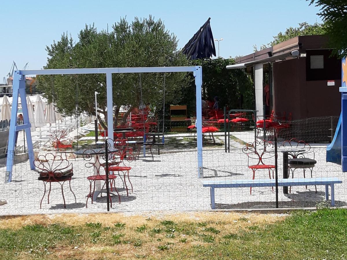 Apartman Petrovic City Center Trogir Zewnętrze zdjęcie