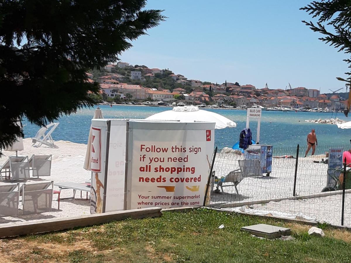 Apartman Petrovic City Center Trogir Zewnętrze zdjęcie