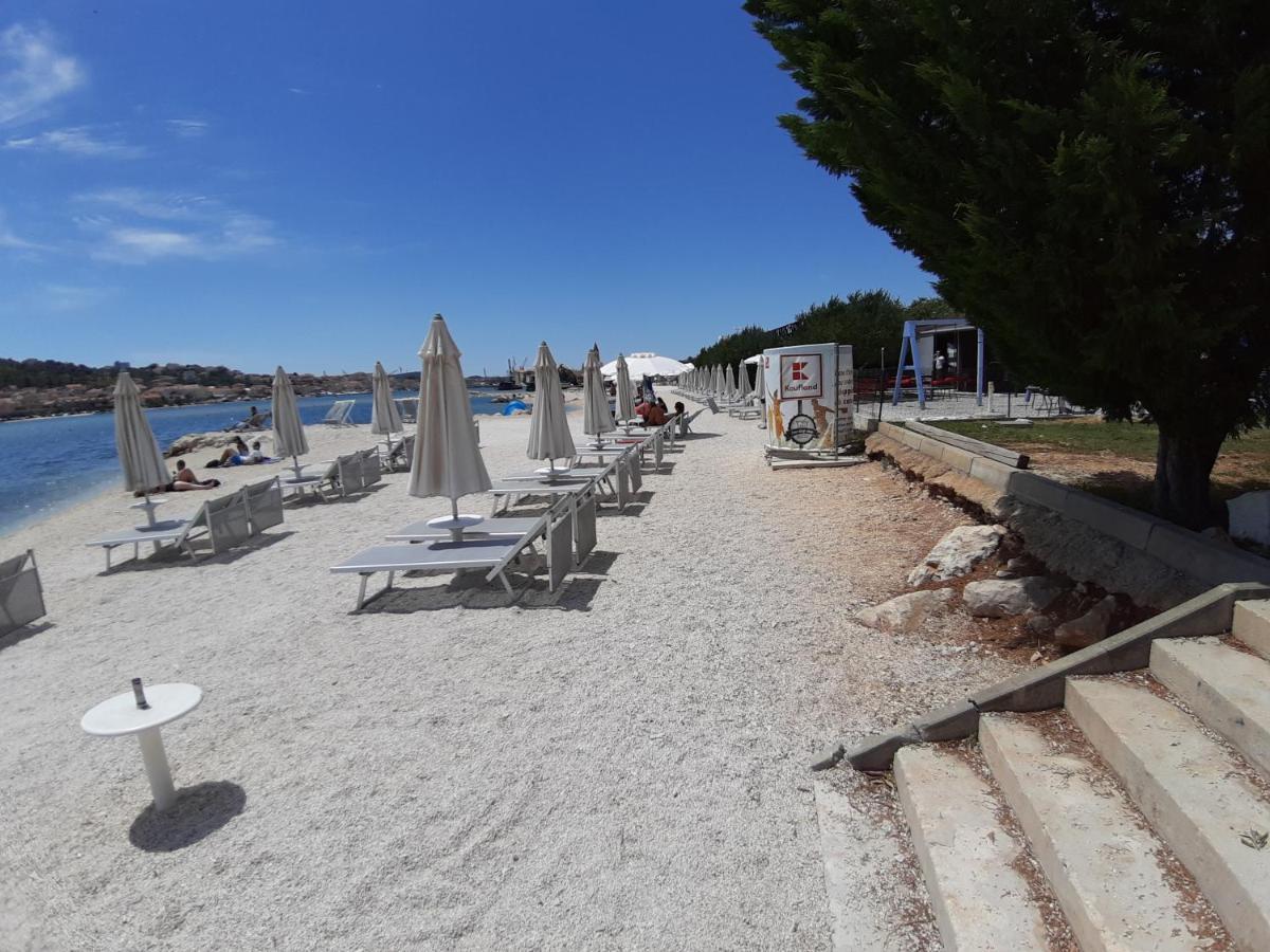 Apartman Petrovic City Center Trogir Zewnętrze zdjęcie